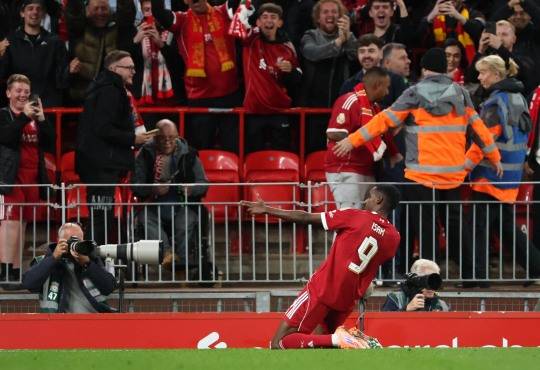 골세리머니를 펼치는 리버풀의 알렉산데르 이사크. 사진[로이터=연합뉴스]