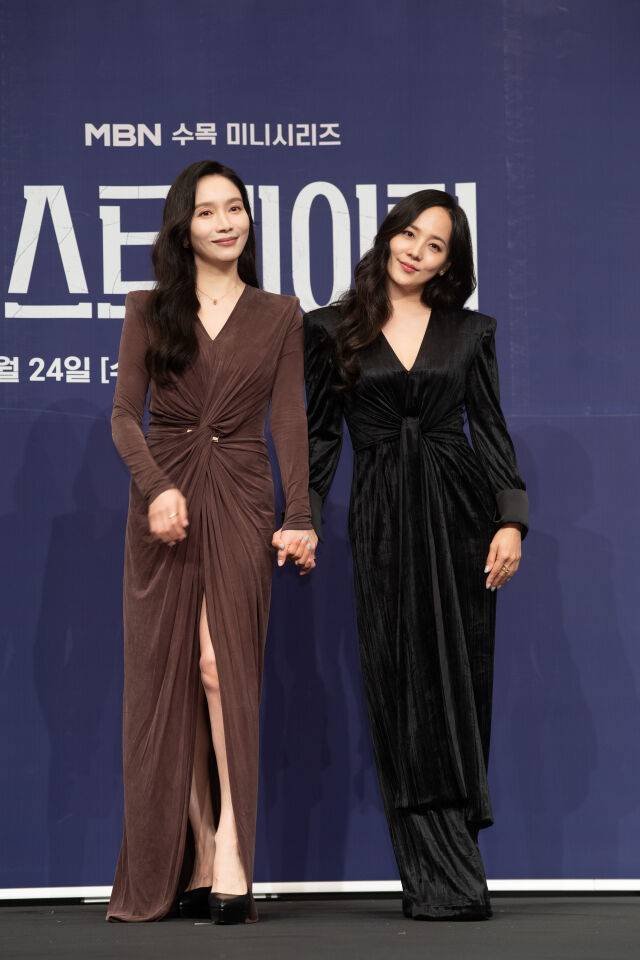 배우 이민영(왼쪽), 그룹 S.E.S 출신 배우 유진 / MBN