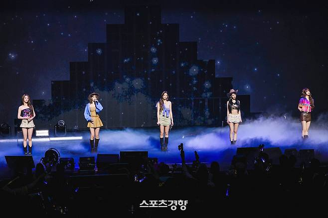 북미 투어를 친행하고 있는 그룹 르세라핌. 쏘스뮤직 제공