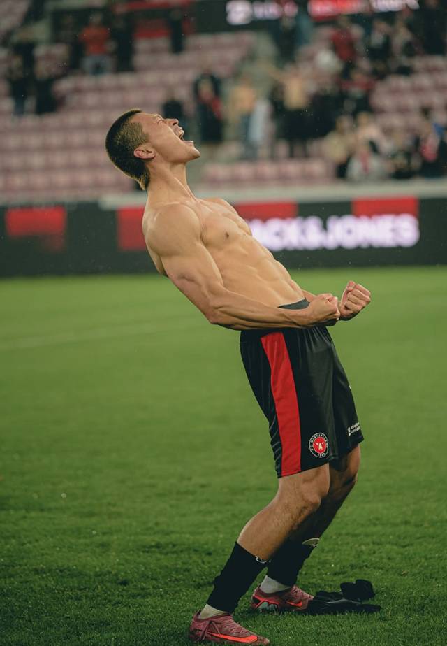 조규성의 상의탈의 세리머니. /미트윌란 SNS