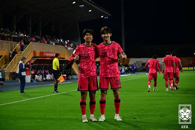 지난 아시아축구연맹(AFC) U-20 아시안컵 당시 김태원(왼쪽)과 신민하. /사진=대한축구협회 제공