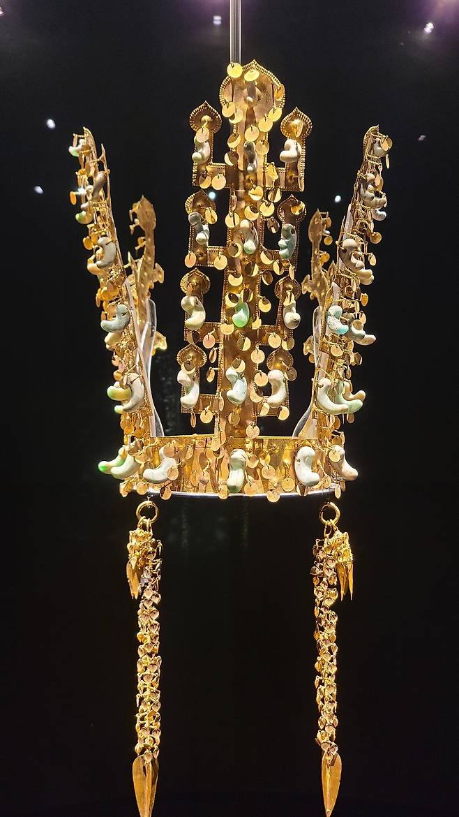 천마총 금관. 현재 국립경주박물관에서 전시중이다.