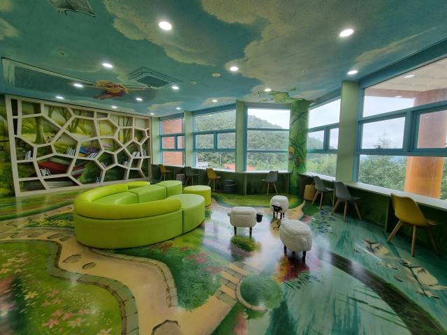 생태교육장은 매주 화요일부터 일요일까지 오전 10시부터 오후 5시까지 운영하며 월요일과 신정, 명절 연휴는 휴관한다. 거창군 제공