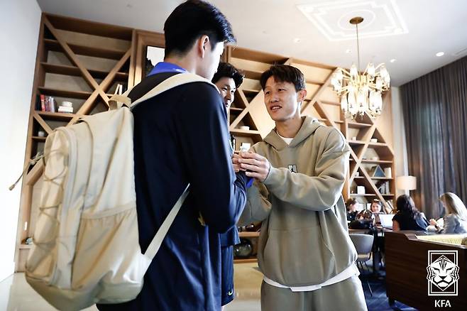 축구대표팀의 이재성(오른쪽). (대한축구협회 제공, 재판매 및 DB 금지) 2025.9.9/뉴스1 ⓒ News1 김진환 기자