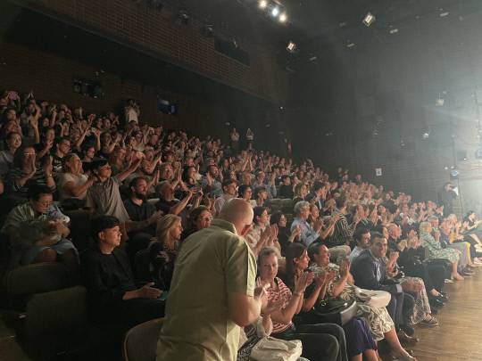 대전시립연정국악단의 공연이 자그레브와 사라예보에서 각국 대사관 관계자와 교민, 현지 관객들의 뜨거운 박수갈채를 받고 있다. 대전시 제공