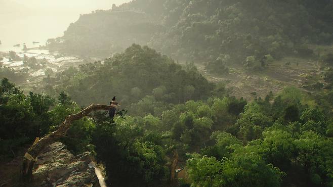 ▲ 나오에와 야스케의 여정은 '아와지 섬'에서 이어집니다