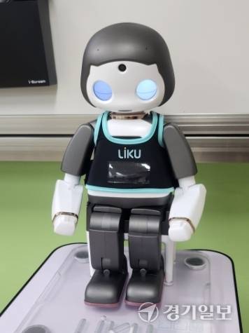 AI로봇 ‘LIKU’. 박화선기자