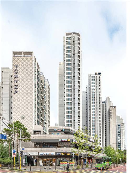 서울 노원구 상계주공8단지를 재건축한 ‘포레나노원(1062가구)’ 단지 전경. (윤관식 기자)