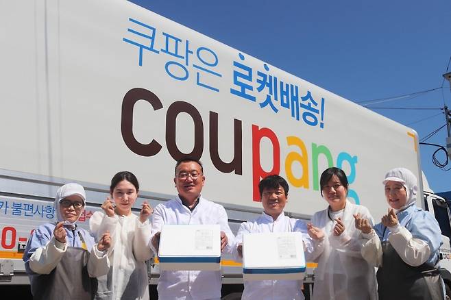 미국의 공공정책 싱크탱크인 정보기술혁신재단(ITIF)이 쿠팡의 디지털 전환 정책을 긍정적으로 평가했다. ITIF는 자금 여력이 부족한 한국의 소상공인들이 자생력을 갖추도록 지원하는 대표적인 이커머스 기업으로 쿠팡을 소개했다. /사진제공=쿠팡