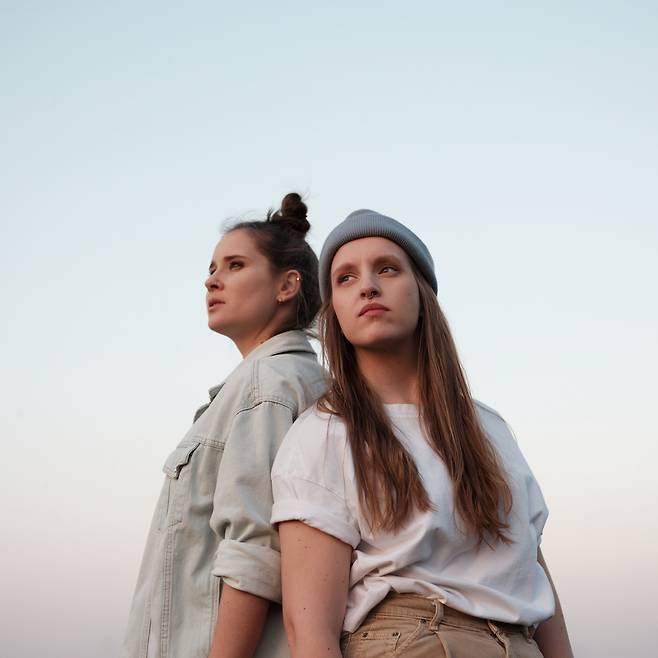 주한 슬로베니아 대사관서 그곳의 가을 정취를 음악으로 전해줄 슬로베니아 듀오 Freekind