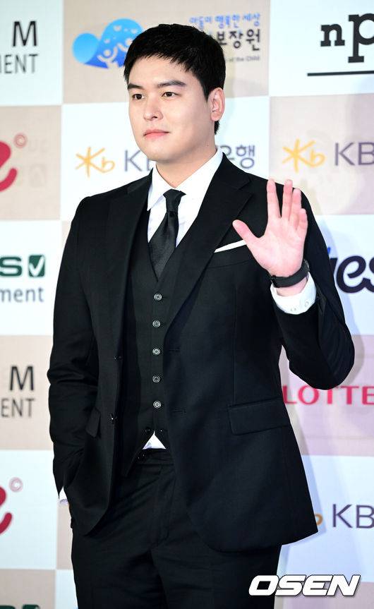 [OSEN=최규한 기자] 13일 오후 서울 장충동 크레스트72에서 ‘2023 방송광고페스티벌’이 열렸다.배우 이장우가 행사에 참석해 포즈를 취하고 있다. 2023.07.13 / dreamer@osen.co.kr