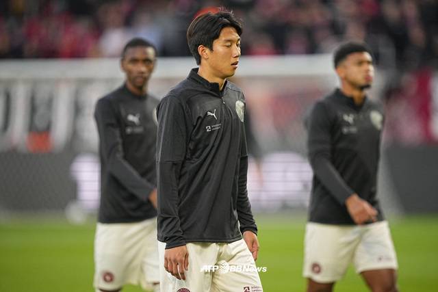 이한범(가운데). /AFPBBNews=뉴스1