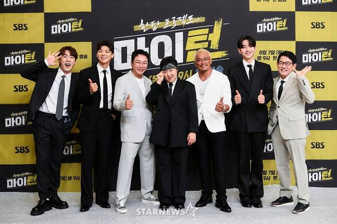 김원훈, 박지현, 탁재훈, 이수지, 추성훈, 남윤수, 이경규가 7일 오후 온라인으로 진행된 SBS 예능 '한탕 프로젝트 - 마이 턴' 제작발표회에 참석해 포즈를 취하고 있다. /사진제공=SBS 2025.08.07 /사진=이동훈 photoguy@