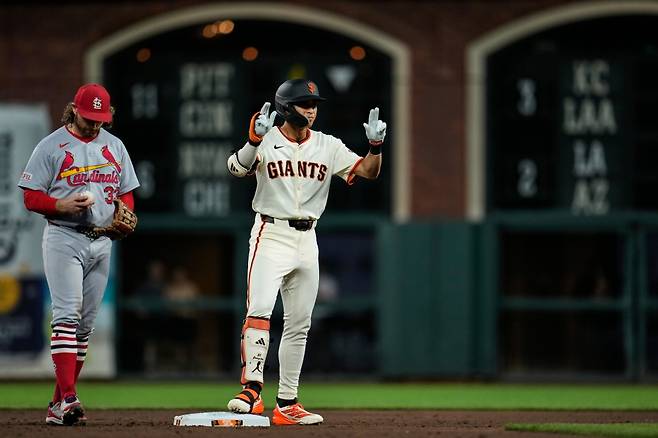 샌프란시스코 자이언츠 외야수 이정후가 25일 미국 캘리포니아주 샌프란시스코의 오라클파크에서 열린 2025 미국 메이저리그(MLB) 세인트루이스 카디널스와의 홈경기에 6번타자 겸 중견수로 선발 출전해 4타수 1안타를 기록했다. AP 연합뉴스