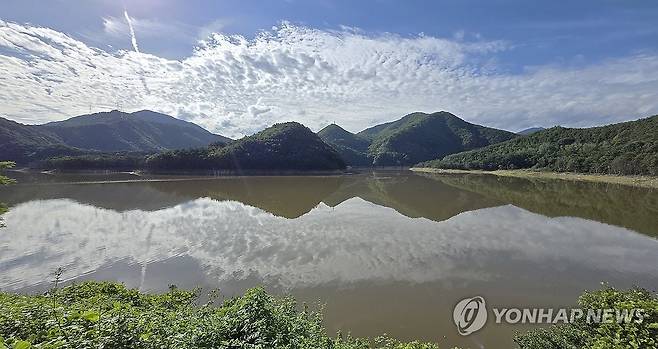 물 가득한 강릉 오봉저수지 [연합뉴스 자료사진]