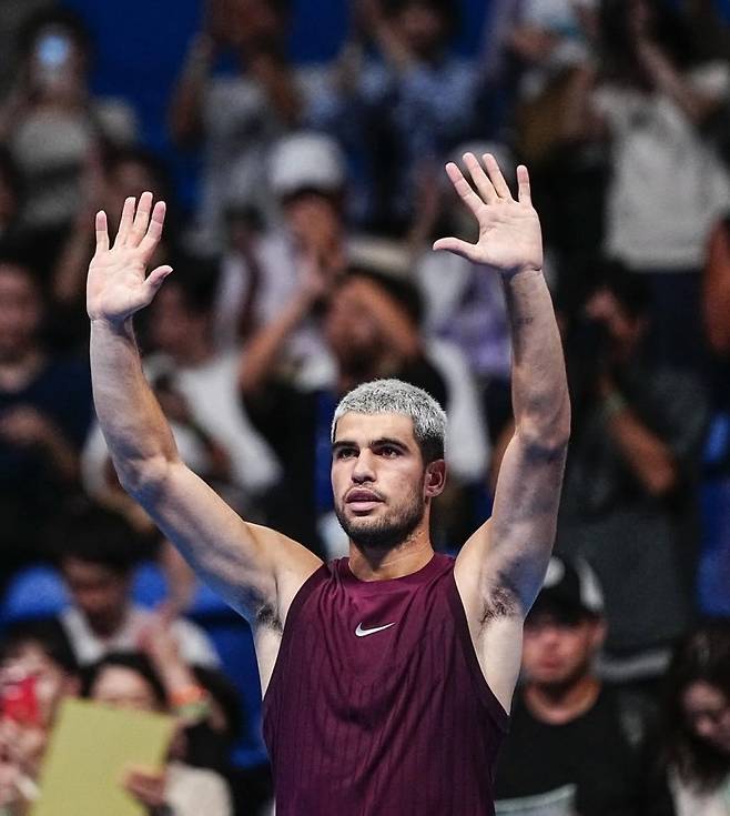 도쿄 무대 첫 승리 뒤 알카라스. 사진/ATP 투어