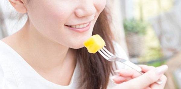 매일 망고 한 개를 먹으면 당뇨 전단계 환자의 혈당 조절과 체성분이 개선된다는 연구 결과가 나왔다./사진=게티이미지뱅크