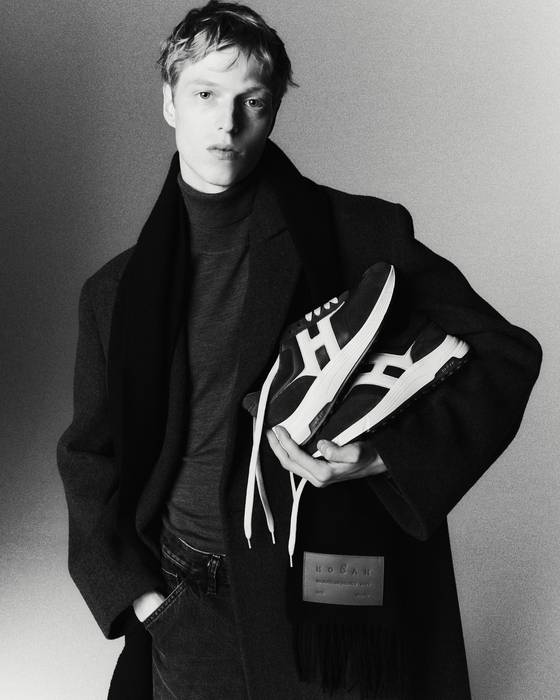 밀라노 감성을 담아 럭셔리 스니커즈를 탄생시킨 호간의 25-26 FW 컬렉션과 대표 스니커즈. 사진 호간