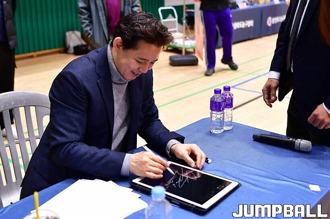 ▲유소년 농구행사의 단골손님인 신기성 TVN 해설위원도 이번 행사에 함께할 예정이다.