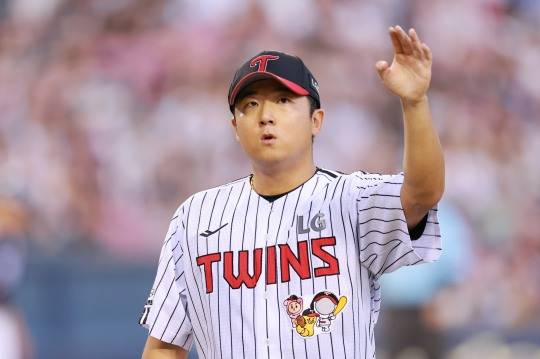 3회초 위기 막아낸 송승기. 사진[연합뉴스]