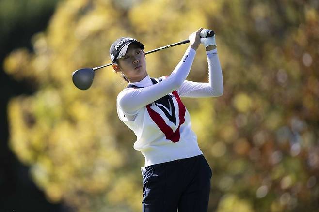 하이트진로 챔피언십 첫날 공동 26위에 자리하는 저력을 발휘한 2012년생 특급 기대주 김서아. 아문디 에비앙 주니어 컵