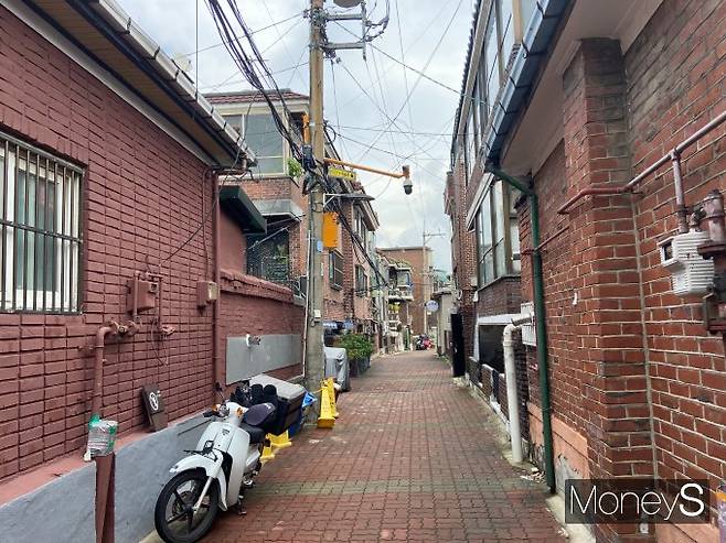 미아2구역은 2027년 관리처분계획을 목표로 사업을 추진한다. 사진은 미아2구역 골목. /사진=최성원 기자