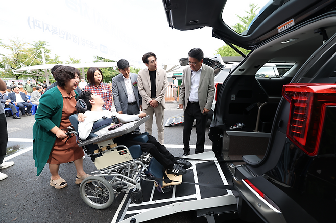 중증장애인 차량용 보조기기 시승 행사장