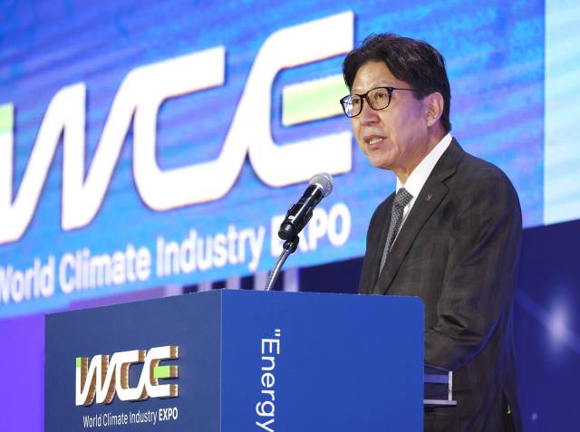 ▲박형준 부산시장이 지난달 27일 부산 벡스코에서 열린 2025 기후산업국제박람회 개막식에서 환영사를 하고 있다. ⓒ연합뉴스