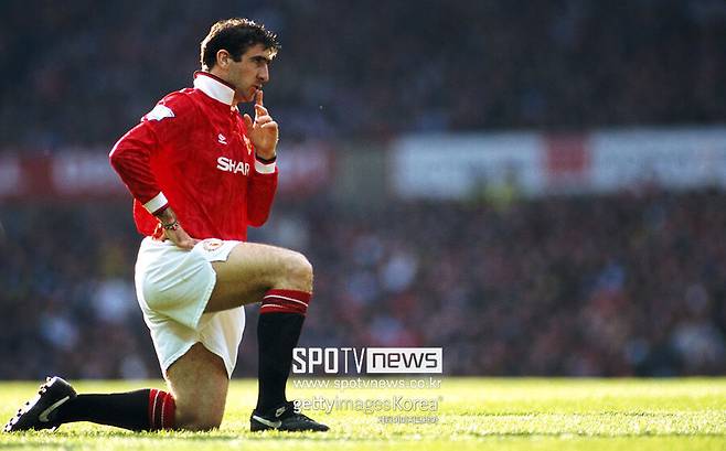 ▲ 프랑스 국적으로 현역 시절 맨체스터 유나이티드(잉글랜드)에서 맹활약한 레전드 스트라이커 에릭 칸토나는 “러시아는 우크라이나 침공 나흘 만에 퇴출됐다. 이스라엘도 똑같이 퇴출해야 한다” 목소리를 높였다.&nbsp;