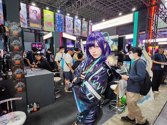 - 타국에서 만난 익숙한 한국의 맛 '이터널 리턴'&nbsp;