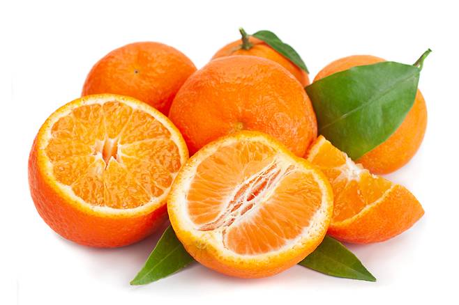 귤 등의 과일과 채소에 풍부한 비타민C는 면역 체계를 강화하고, 심혈관 및 눈 건강을 지키는 등 여러 가지 건강 효능을 갖고 있다. 사진=게티이미지뱅크