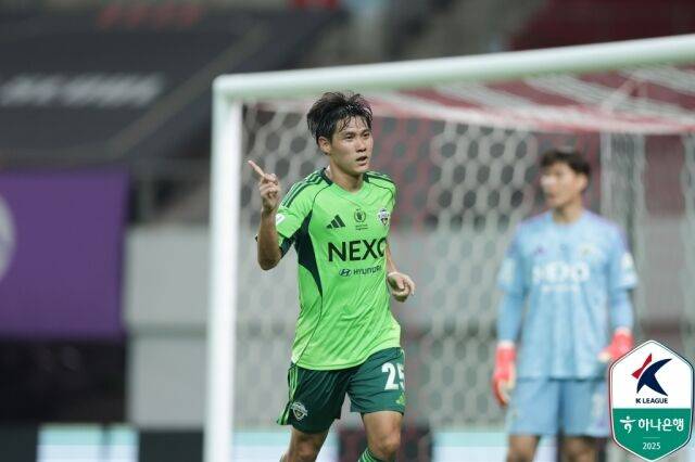 서울과 전북의 경기 모습/한국프로축구연맹