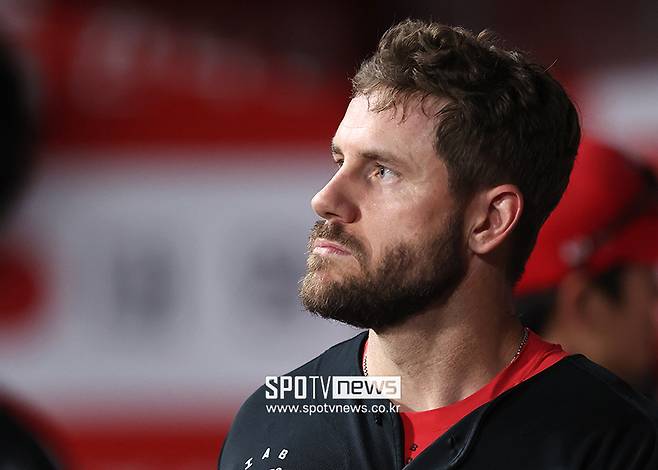 ▲ 위즈덤은 시즌 뒤로 갈수록 타율과 출루율이 폭락하며 결국 재계약 가능성이 희박해지고 있다 ⓒ곽혜미 기자