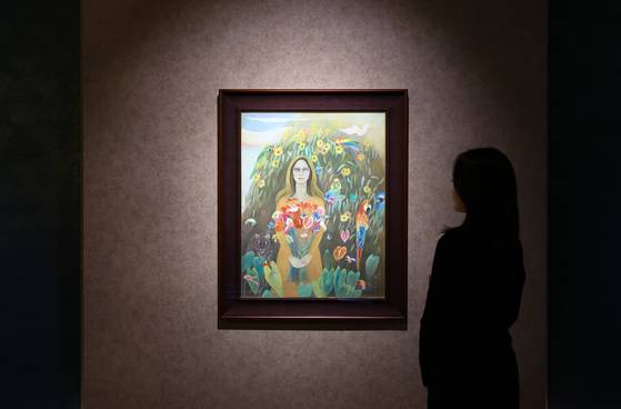 천경자 작고 10주기 특별기획전에 전시된 '알라만다의 그늘'. [뉴시스]
