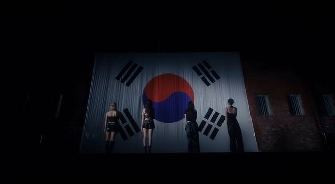 국가보훈부 광복 제80주년 기념 '국가보훈돌' 사업으로 제작된 단기 기획물 투데이야 (TDYA) '꺼지지 않는 빛 (Keep The Light)' 뮤직비디오. 유튜버 우정잉, 래퍼 미란이, 댄서 에이미, 그룹 '이달의 소녀' 현진 등이 참여했다. / 사진=유튜브 채널 '스튜디오 어서오고' 캡처