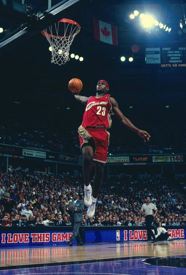 스미스는 제임스가 클리블랜드로 돌아가야 한다고 주장했다. 그곳에서 자신이 원하는 우승을 해낼 수 있다고 자신한 것이다. 사진=X