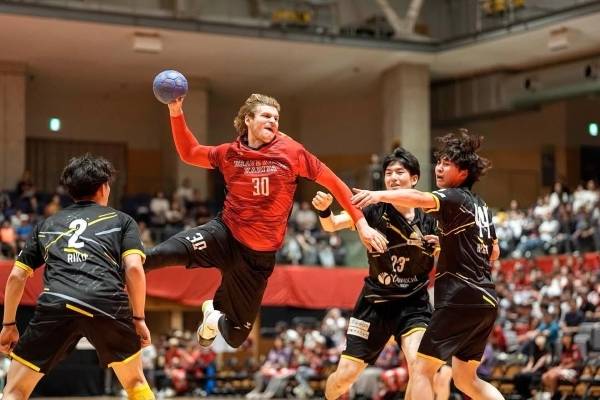 사진 2025/26 시즌 일본 남자 핸드볼 리그 H 4라운드 브레이브 킹스와 알라모스 오사카의 경기 모습, 사진 출처=브레이브 킹스