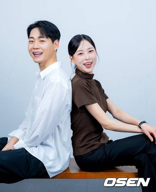 [OSEN=지형준 기자] KBS 박소현 아나운서, 고수진 LCK 해설 자. 2025.09.24 / jpnews@osen.co.kr