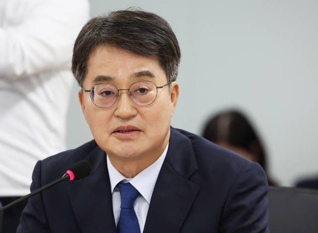 ▲10일 경기도 수원시 경기도청에서 열린 더불어민주당 - 경기도 예산정책협의회에서 김동연 경기도지사가 발언하고 있다. ⓒ연합뉴스