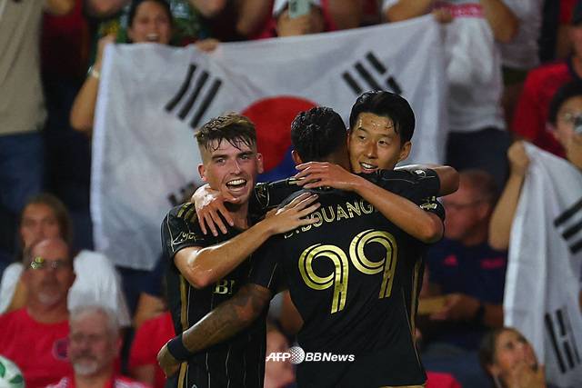 기뻐하는 LAFC 선수들. /AFPBBNews=뉴스1