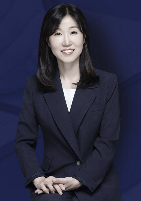 박윤희 전 서울중앙지검 여성아동범죄조사2부장. (사진=박윤희 법률사무소)