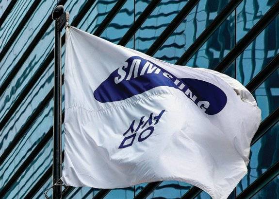 삼성전자 서초사옥에 걸린 깃발. 동아DB&nbsp;