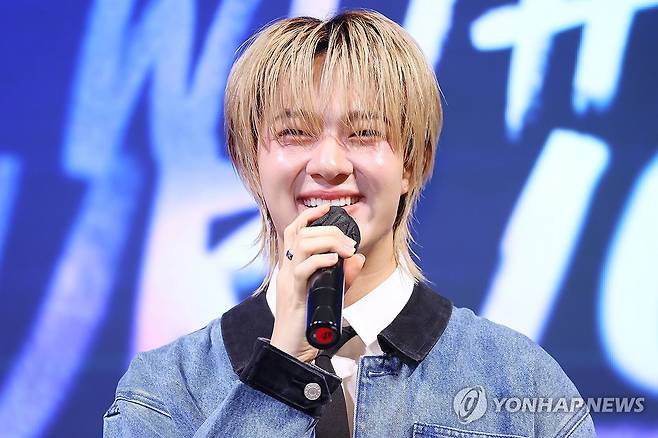 한국에서 싱글 발매하는 누뉴 차와린 (서울=연합뉴스) 진연수 기자 = 태국 가수 누뉴 차와린이 29일 오후 서울 강남구 라움아트센터에서 열린 싱글 '리브 미 위드 유어 러브(LEAVE ME WITH YOUR LOVE)' 발매 기념 기자간담회에서 인사말을 하고 있다. 2025.9.29 jin90@yna.co.kr