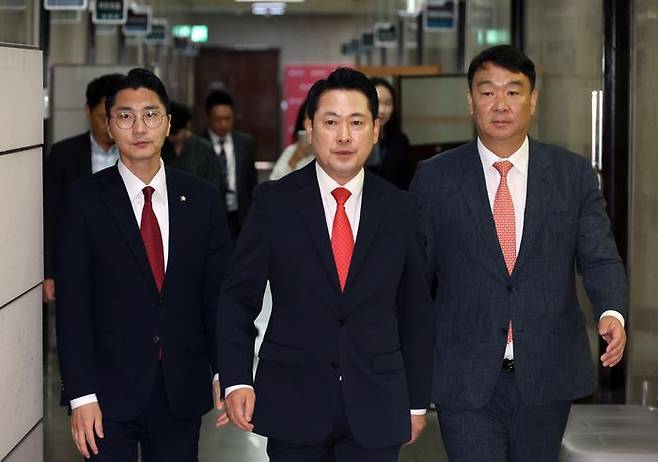 장동혁 국민의힘 대표가 29일 국회에서 열린 선출직 공직자 평가혁신 TF 임명장 수여식 및 제1차 회의에 참석하고 있다. ⓒ뉴시스