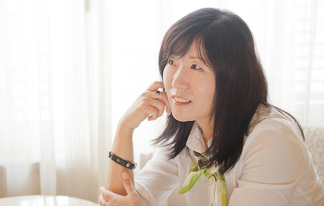 전경린 작가의 <내 생에 꼭 하루뿐일 특별한 날>(1999)은 한국 여성의 사회적·심리적 현실에 깊이 뿌리내린 시대의 텍스트다. 경향신문 자료사진