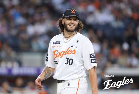 한화 폰세, 프로야구 한 시즌 최다 탈삼진 226개 신기록 달성. 사진[연합뉴스]