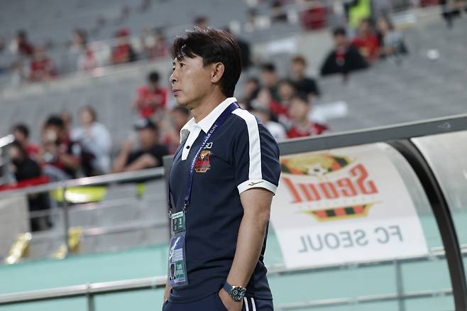 서울월드컵경기장/ 2025-2026 AFC 챔피언스리그 엘리트/ ACLE/ 리그스테이지 2차전/ FC서울 vs 부리람유나이티드FC/ 서울 김기동 감독/ 사진 곽동혁