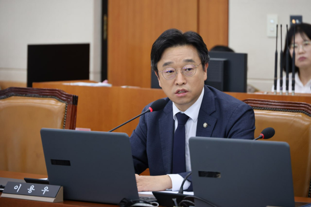 국회 환경노동위원회 소속 이용우 더불어민주당 의원. 이용우 의원실 제공