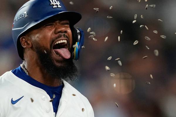 에르난데스는 멀티 홈런으로 팀승리를 이끌었다. 사진= AP= 연합뉴스 제공