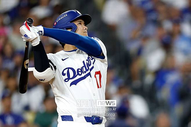 ▲ 정규 시즌에서 홈런 55개를 터뜨린 오타니 쇼헤이는 가을 야구 첫 경기부터 멀티 홈런을 날렸다.